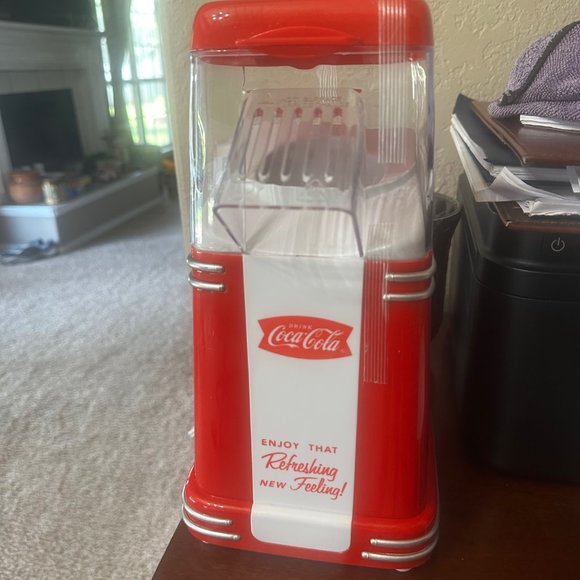 Coca - Picture 11 of 14